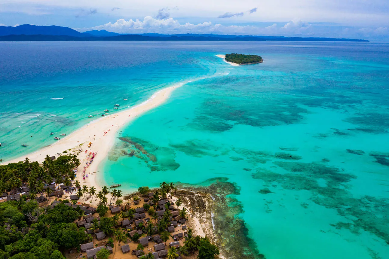 Nosy Iranja – The Turtle Island with the White Sand Strip